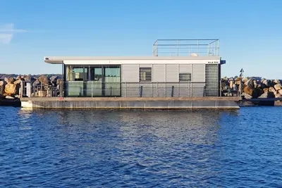 Image de Floating 44 in Laboe Sind Schwimmenden Logenplätze an der Kieler Förde