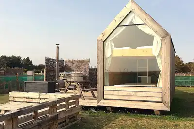 Image de Lushna Petite 3 at Lee Wick Farm Glamping