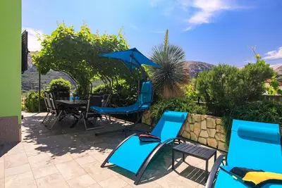 Image de Newly decorated apartment with jacuzzi in Jurandvor, not far from Baška