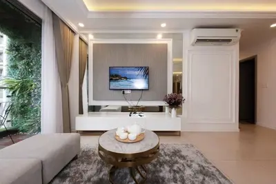 Image de Luxury Goldview - Deluxe Pool View 2 Bedroom Free Pool, Gym, Netflix #93