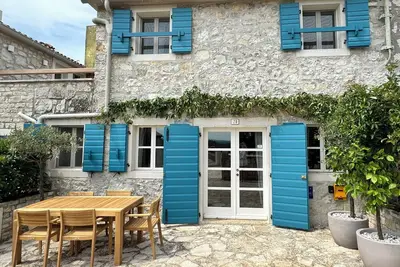 Image de Romantic Stone House, Located on top of the Hill of the old Town of Vrsar