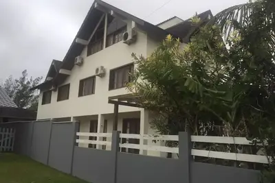 Image de Apartment with two suites, two blocks from the sea and three from the lagoon.