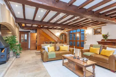 Pass the Keys | Farmhouse Barn - Rustic luxury for families -Leeds