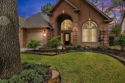 Image de Modern Farmhouse with a Texas Twist, Freshly Updated, Cypress Home 3/2. 5