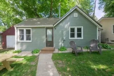 Image de \"The Firefly\" at Darling Shores