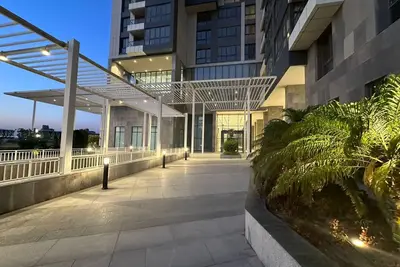 Image de Furnished Apartment in Mall Of Arabia Towers, Aeon