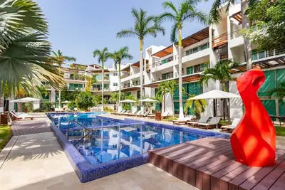 Image de Monthly stays! ! ! Huge pool, parking, 200mts from the beach!