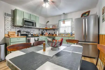 Image de Pet-Friendly Hiawatha Retreat w/ Private Yard!
