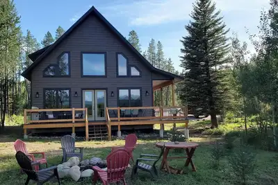 Image de New Spacious home 7 miles to the entrance of Glacier National Park! \n