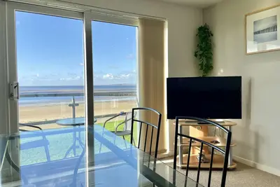 Image de Modern Beachfront Bliss with Spectacular Views