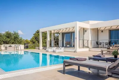 Image de Elegant Svoronata Villa | 3 Bedrooms | Villa Romeo | Private Pool & Sea Views | Kefalonia