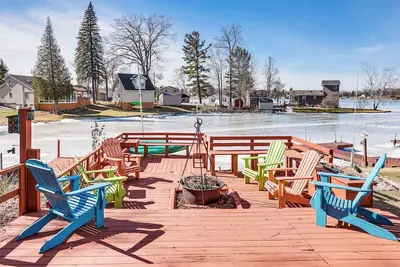 Image de Boat Dock & Lake Access: Farwell Home w/ Balcony!