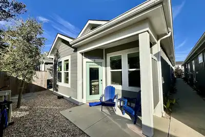 Image de *New*OceansideCondo PetsOK Pool GameRoom No Stairs