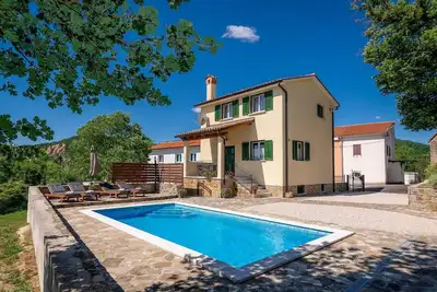 Image de Belle maison de 2 chambres à Pican