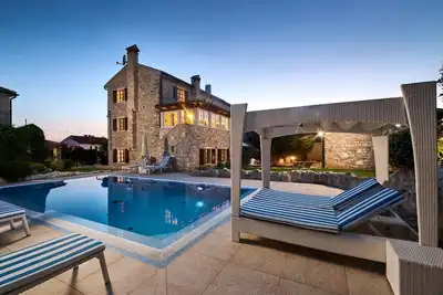 Image de Maison confortable à Umag avec sauna