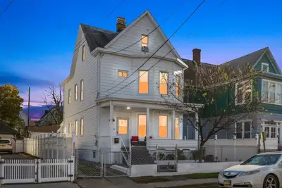 Image de Nj's Cozy Casa Oasis - Entire home for groups/families!