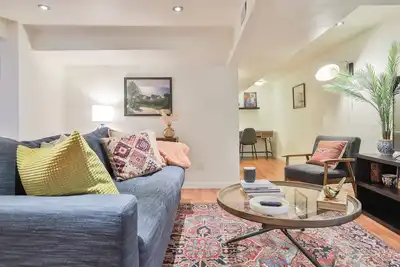Image de A comfortable one-bedroom in the heart of Ossington