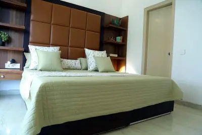 Image de Centrally located private, peaceful 3 bedroom apartment, Sector 18, Chandigarh