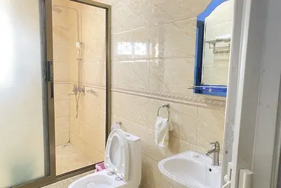 Image de A family with balcony bed and breakfast inclusive with hot tub and a walk shower