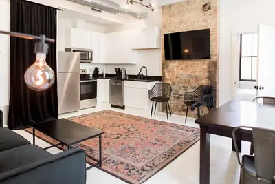 Lux 1br on Findlay Market | Walk Everywhere