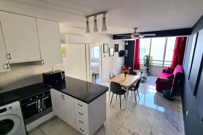Image de Cozy Sea View Apt w/ pool access + Netflix
