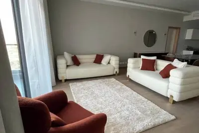 Image de Alsawah | Luxury 3br Suite @Aeon Towers: Balcony & Skyline View