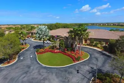 Image de Country Club/Resort Style Community! ! !