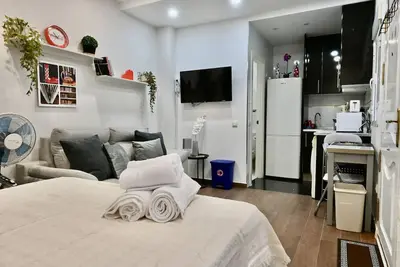 Image de Hermoso Apartamento Tipo Estudio En Madrid Sfl5