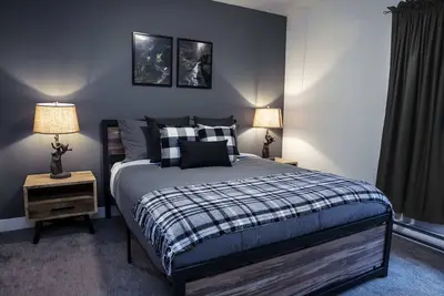 Image de Absolutely Revy - Ground Level Condo with Hot Tub