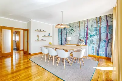 Stunning House With Terrace