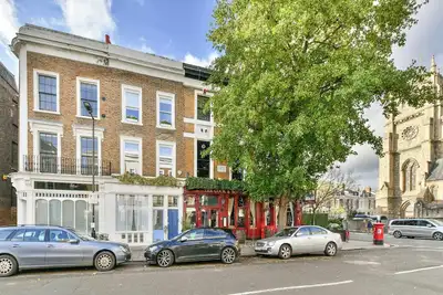 Image de 2br Notting Hill with patio