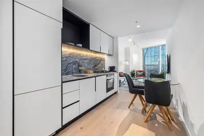 Image de Chic Retreat Near Marvel Stadium