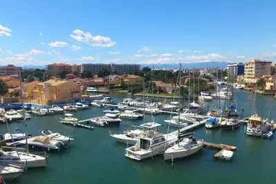 Image de Agi Fragata Canal Apartamento à louer à Roses Gérone.