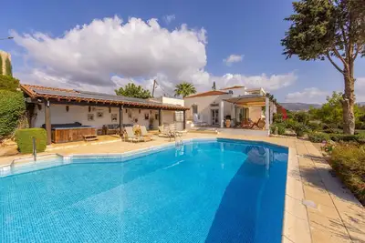 Image de Villa Marista - Trois Chambres Villa, Couchages 6