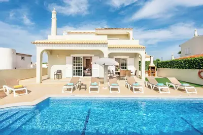 Image de Casa do Eucaliptos - Quatre Chambres Villa, Couchages 8