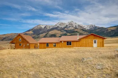 Image de Yellowstone Lodge w/ Game Room & Panoramic Views