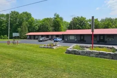 Image de Motel for Reunions, Weddings and Corporate Events