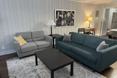 Image de Newly Renovated 2br near Downtown/Duke/Nccu/Dpac! Long Term Stays Welcome!