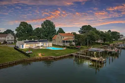 Image de Waterfront Bliss: Ultimate Tilghman Retreat by RedAwning