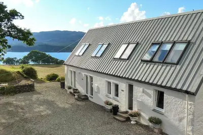 Located by Loch Awe, near Dalmally and Inveraray, in Argyll.