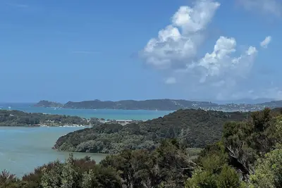 Image de Paihia Sea views, 3 minutes drive to Paihia, 3 bed home