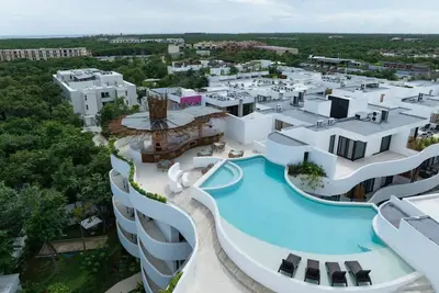 Image de Hunab Kah Beach Club Access + Jungle Views