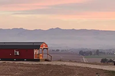 Image de Two Cottages on 30 acres with views. Sleeps 12 and 2 baths