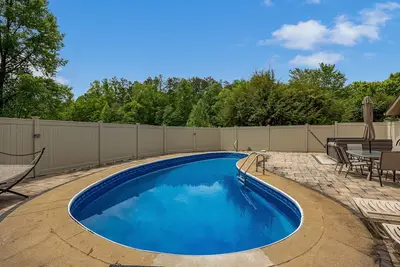 Image de House in Gatlinburg*Private Outdoor Pool*Fire Pit*Pool Table