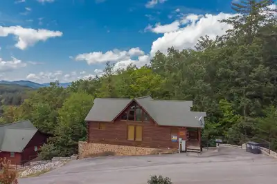 Image de 4-Bedroom Cabin near Dollywood