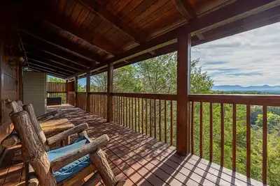Image de Magnificent Views And Lakeside Hues