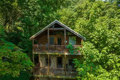 Image de Unique Studio-Style*Secluded*Hot Tub