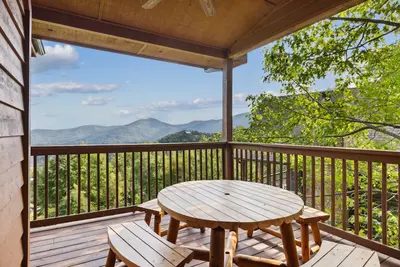 Image de Ping Pong, Foosball, Basketball, And Views