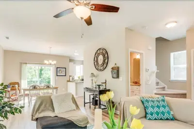 Image de Corporate Housing for Business & Family