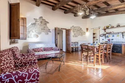 Ferme \"Genziana\" avec piscine partagée, jardin partagé et Wi-Fi